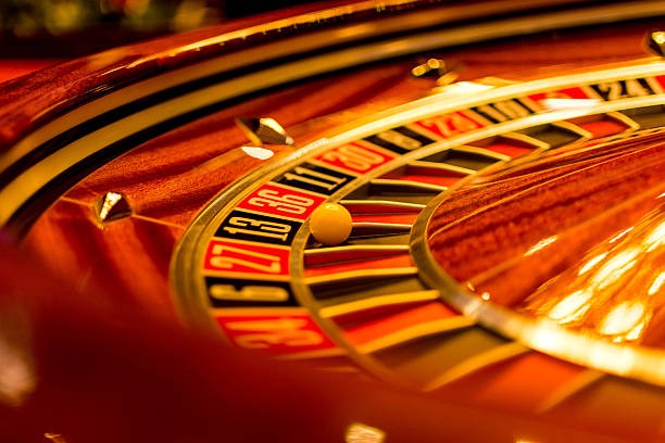 Monopoly Live dealer and wheel interface on 7nagatoto platform with real-time broadcast